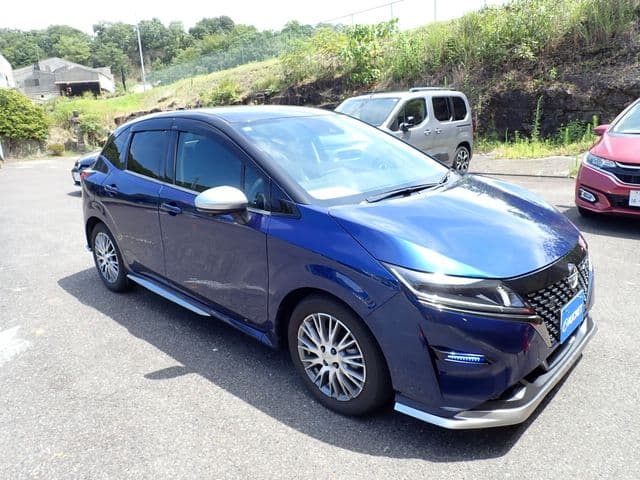 Car thumbnail 4