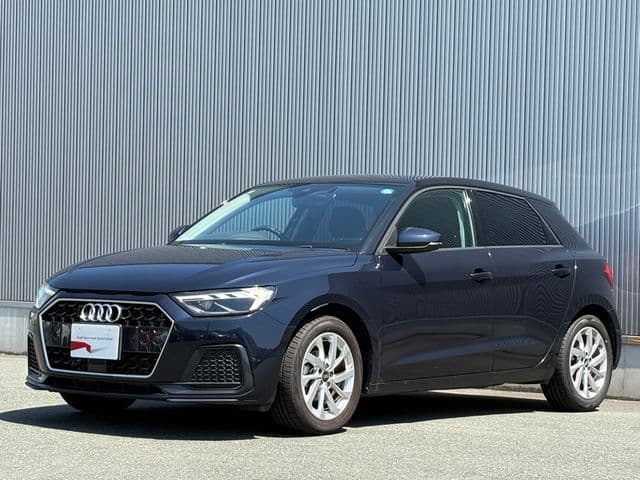 AUDI