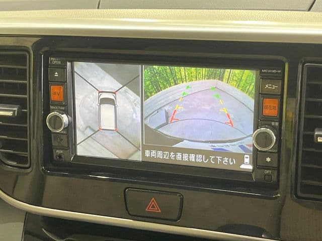 Car thumbnail 4