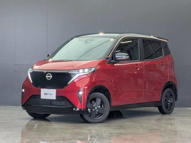 NISSAN