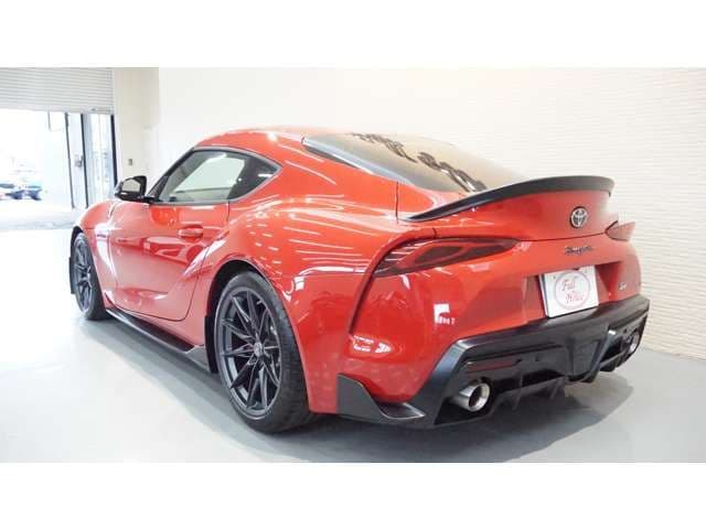 Car thumbnail 3