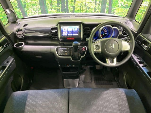 Car thumbnail 2