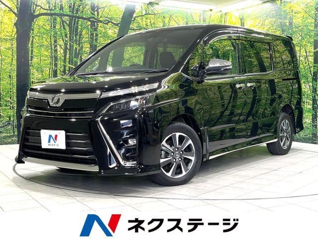 TOYOTA VOXY 4WD