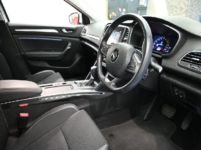 Car thumbnail 4
