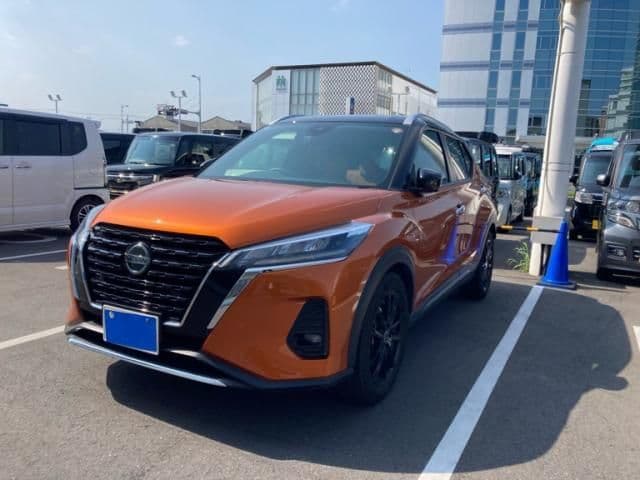 NISSAN