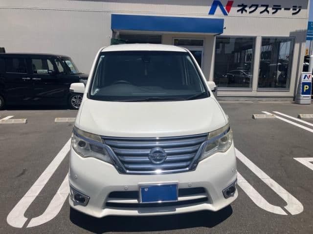 NISSAN