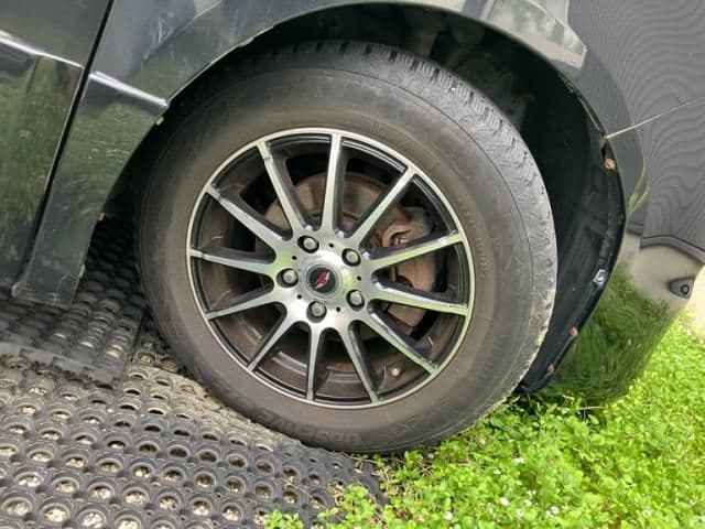 Car thumbnail 3