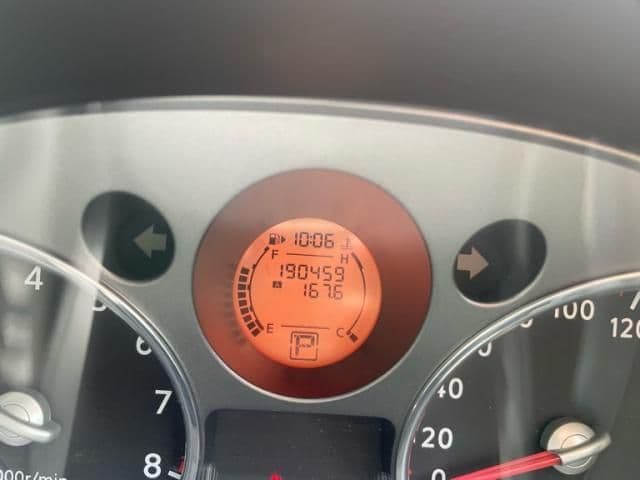 NISSAN X-TRAIL 4WD