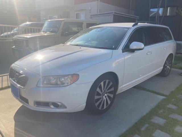VOLVO VOLVO V70