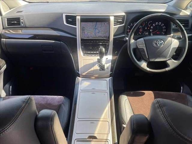 Car thumbnail 3