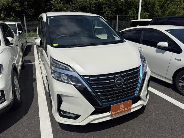 NISSAN
