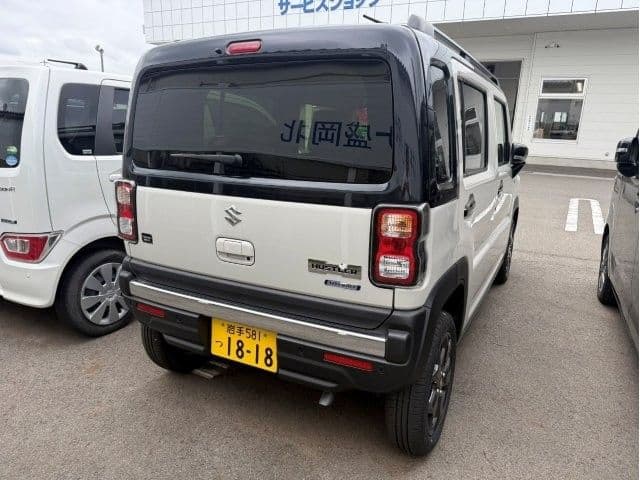 SUZUKI