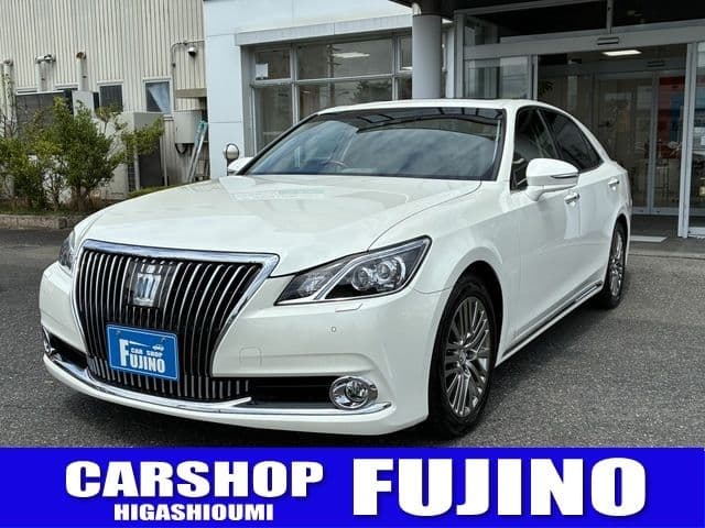 TOYOTA CROWN MAJESTA HYBRID