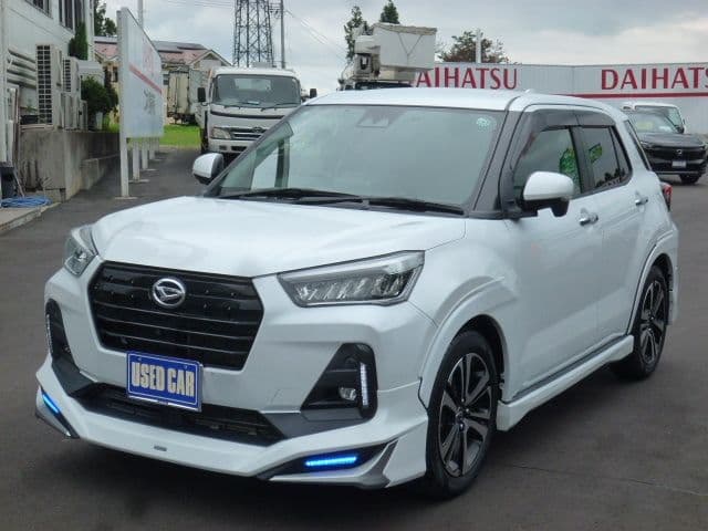 Car thumbnail 4
