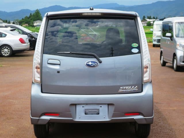Car thumbnail 4