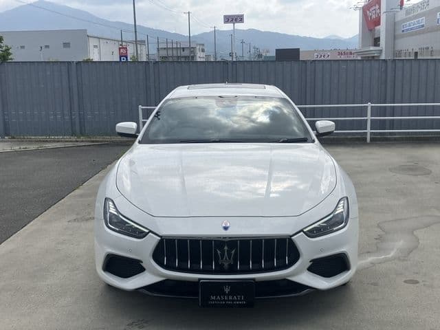 Car thumbnail 4