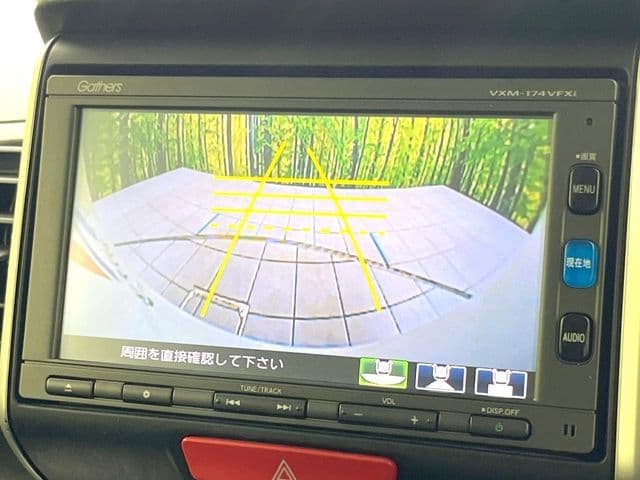 Car thumbnail 4