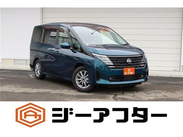 NISSAN