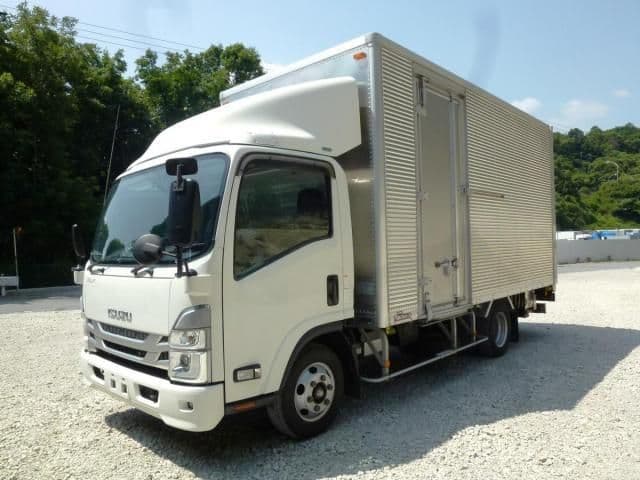 ISUZU