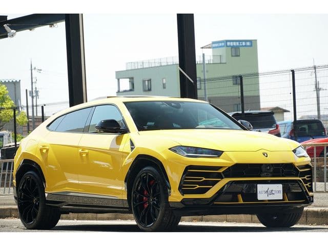 LAMBORGHINI LAMBORGHINI URUS