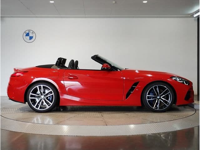 Car thumbnail 4