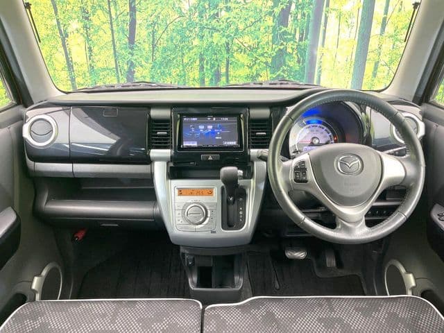 Car thumbnail 2