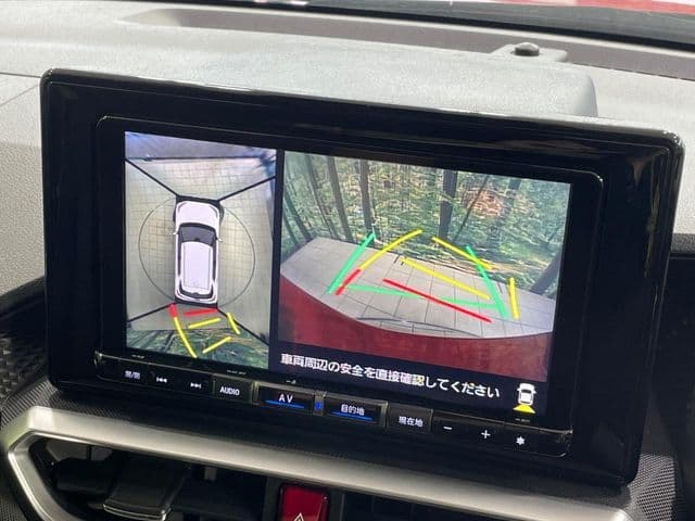 Car thumbnail 4