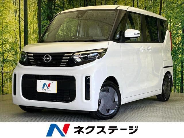 NISSAN
