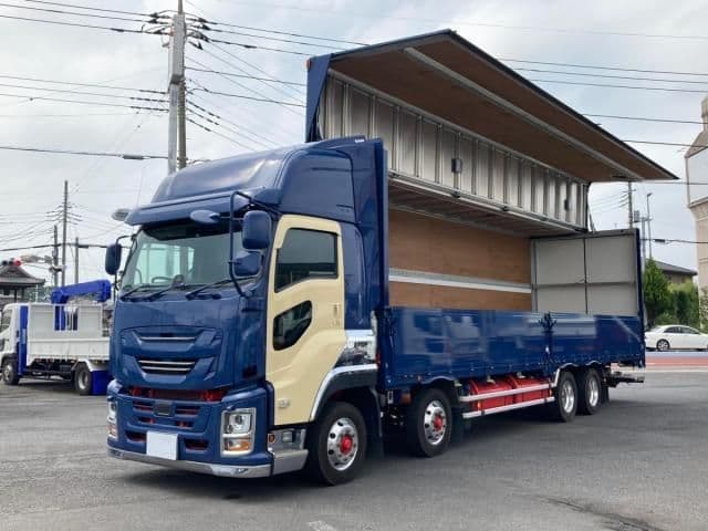 ISUZU
