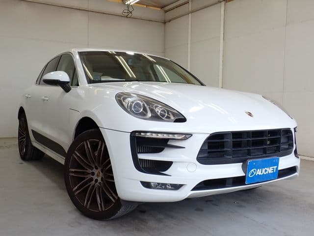 PORSCHE PORSCHE Macan
