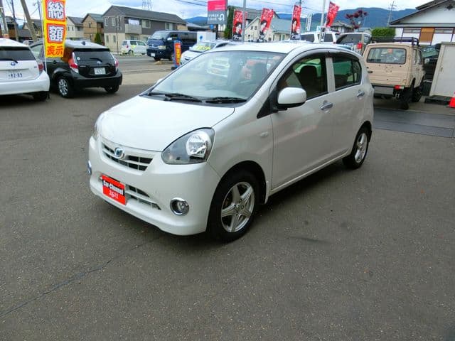 Car thumbnail 2