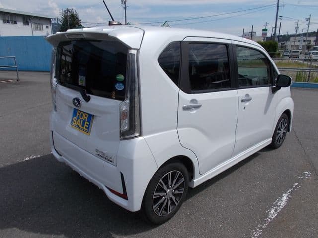 Car thumbnail 4