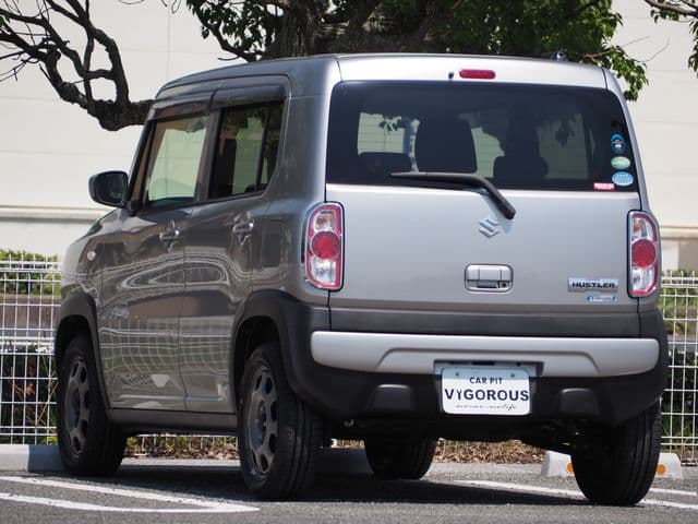 Car thumbnail 3