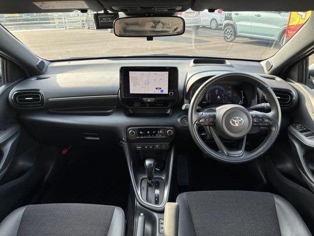 Car thumbnail 3
