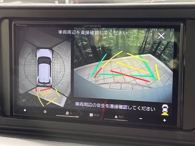 Car thumbnail 4