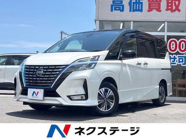 NISSAN