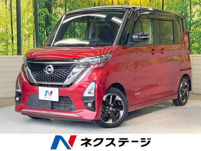 NISSAN