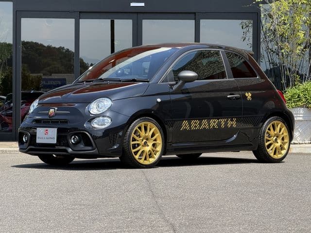 Car image 1