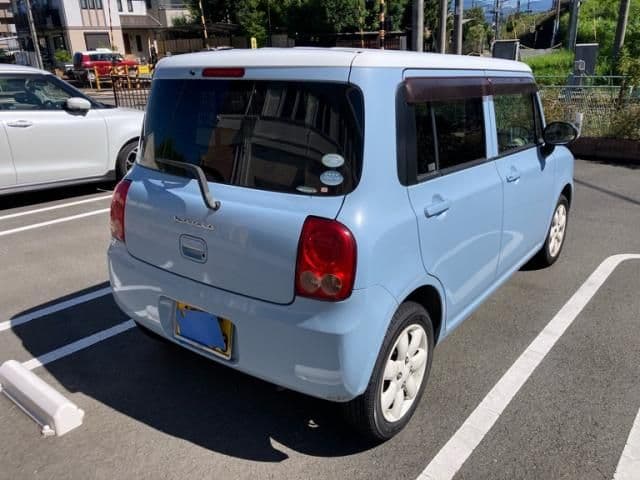 Car thumbnail 4