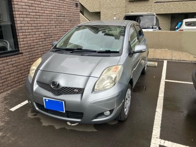 Car image 1