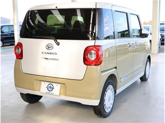 Car thumbnail 4