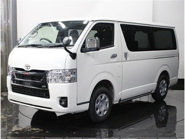 Car image 1