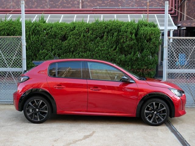 Car thumbnail 4