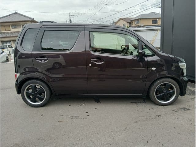 Car thumbnail 4