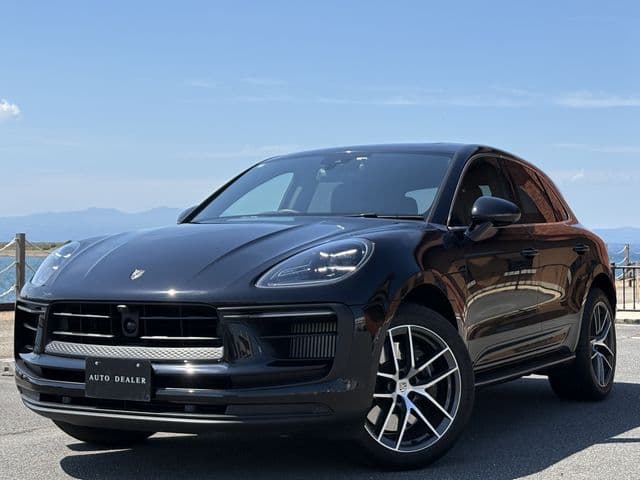 PORSCHE PORSCHE Macan