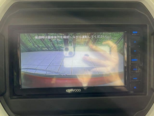 Car thumbnail 4