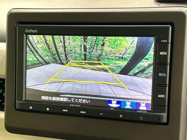 Car thumbnail 4