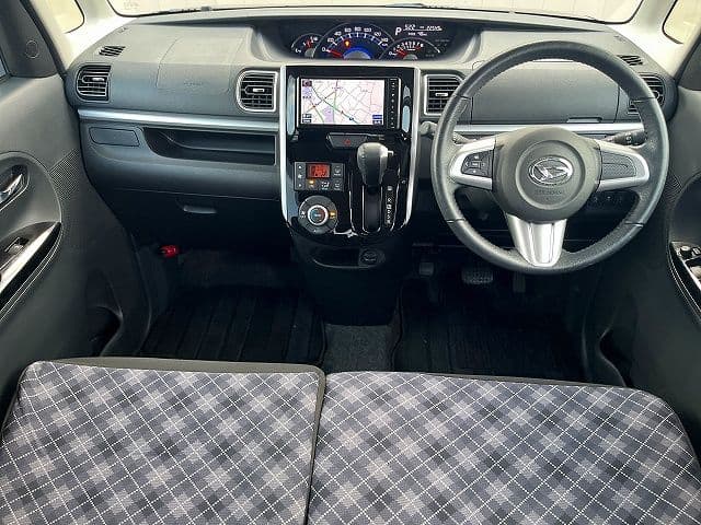 Car thumbnail 2