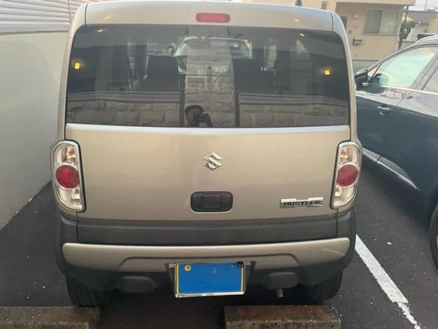 Car thumbnail 4