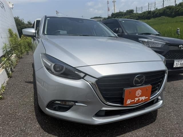 Car image 1